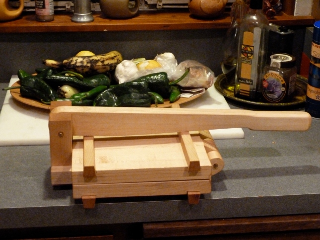make wood tortilla press